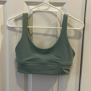Lululemon sports bra